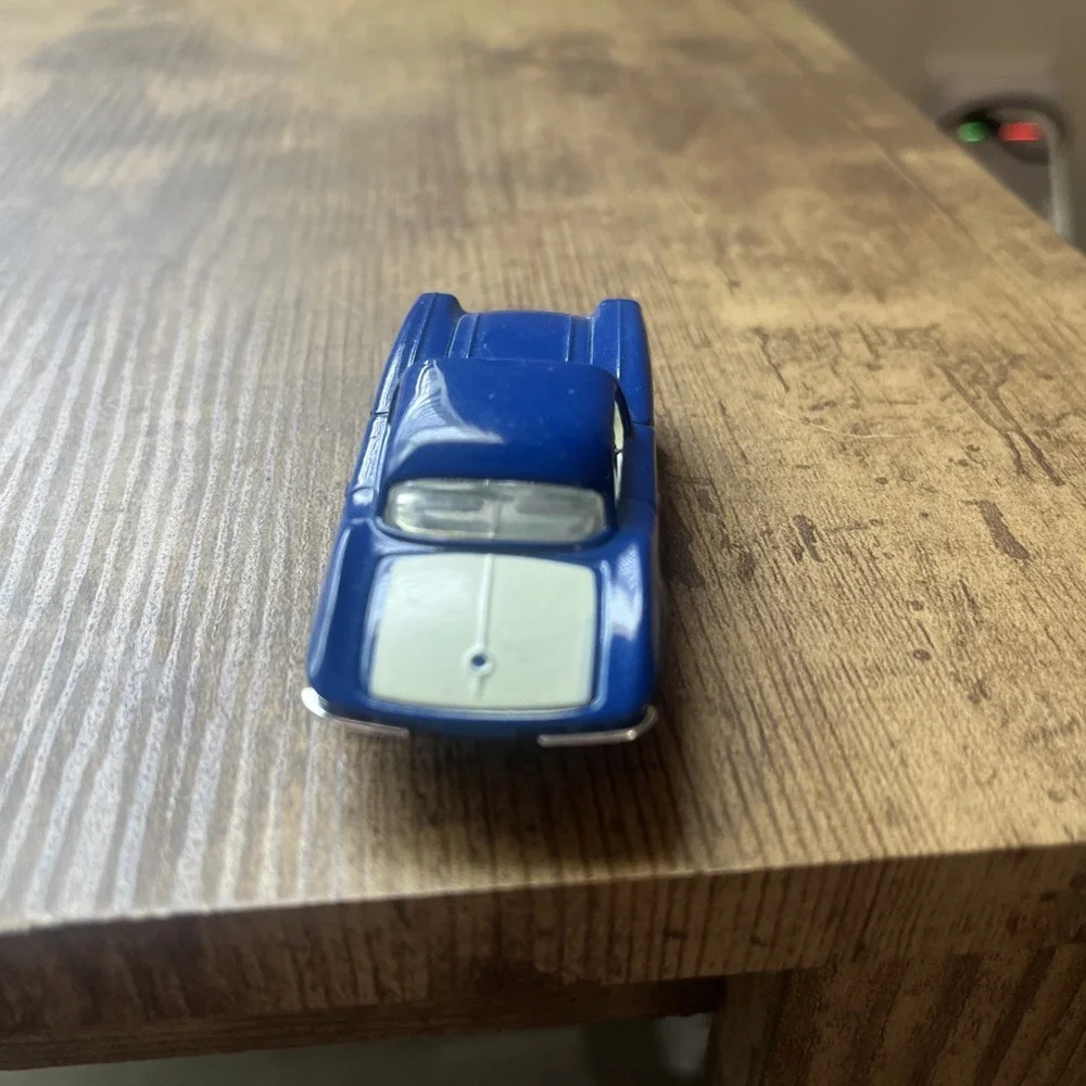 1982 Matchbox Lesney #71 1962 Chevrolet Corvette Blue w/White Accents 62 Chevy
